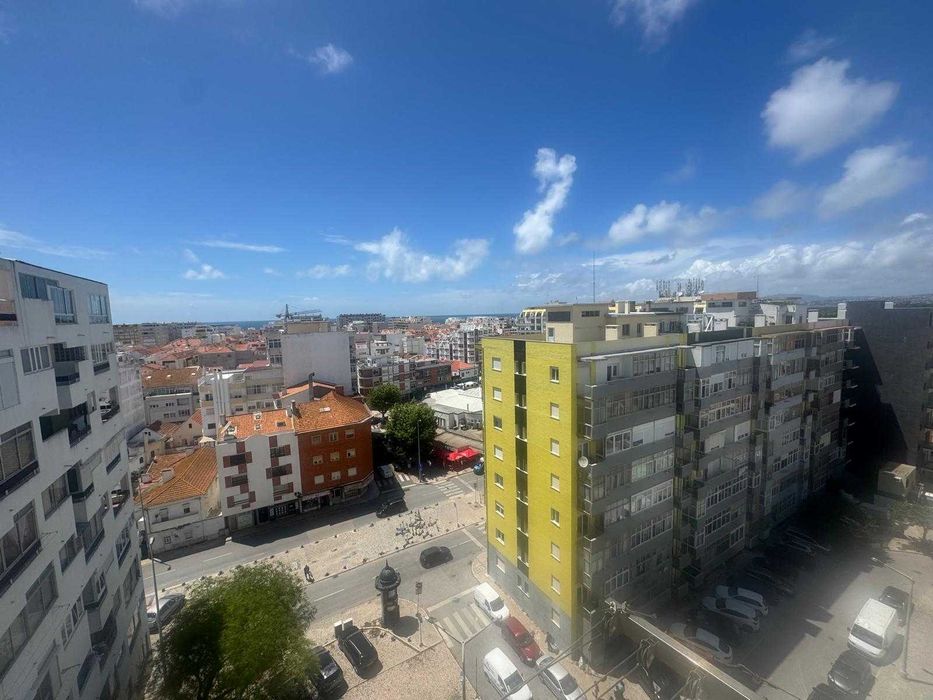 Apartamento de alta qualidade com vistas maravilhosas e exposição nascente, poente, norte e sul para as praias, cidades e campo