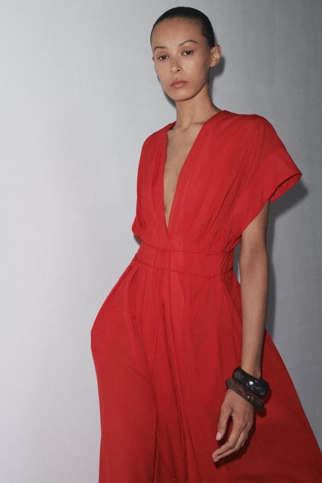 Нова  червона  міді сукня Zara (червона,чорна ,M)