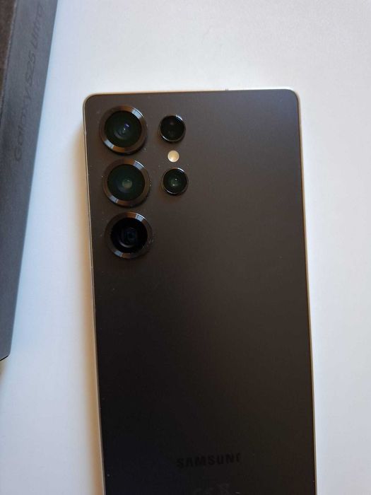 Galaxy S25 Ultra Titanium Black 1TB - usado muito estimado