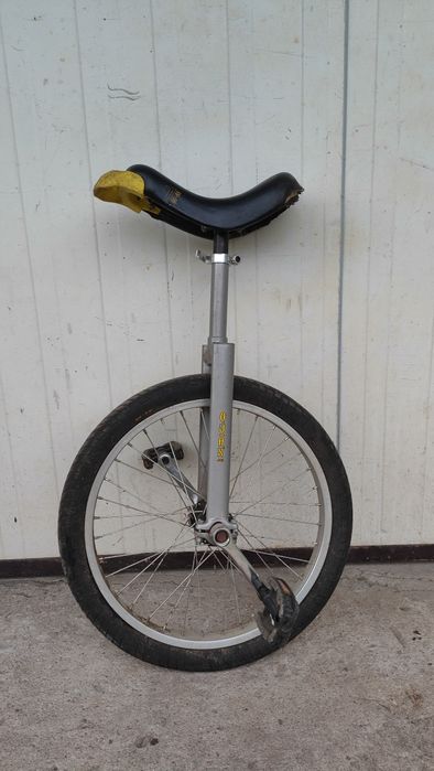 Monocykl QV-AX.DE