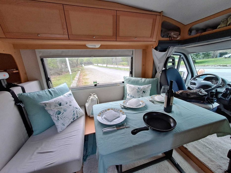 Autocaravana Roller Team Auto-Roller 15 Living