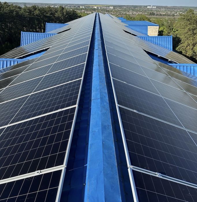 Встановлення сонячних панелей Монтаж СЕС сонячна електростанція