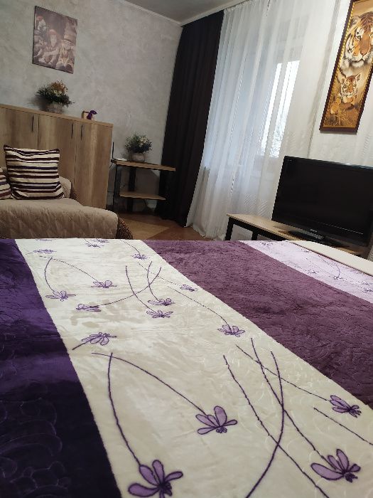 Подобово,Центр міста!1-2 кім.,Фиск.чек.Чисто!!Соборна 58