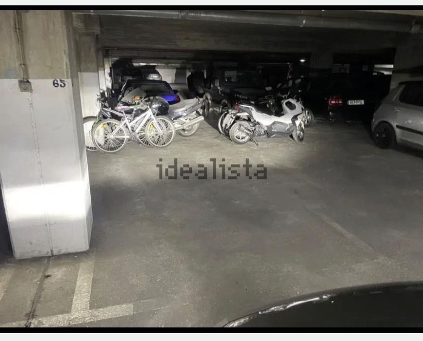 Lugar de garagem para mota Algés, Lisboa