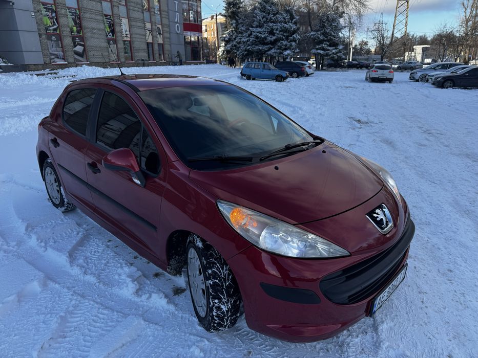 Продам Peugeot 207