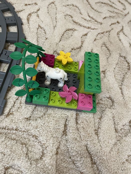 Конструктор лего duplo поезд