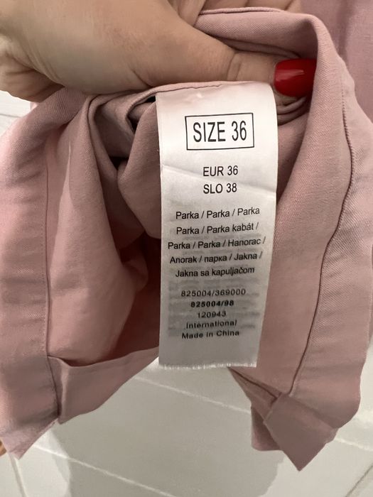 Cienka kurtka parka Orsay 36