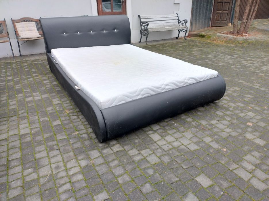 Łóżko Ikea hemnes 140x200 z materacem wiklina sypialnia drewniane