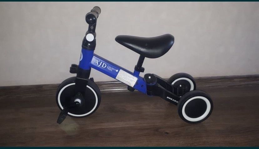 Беговел трехколесный велосипед 3 в 1