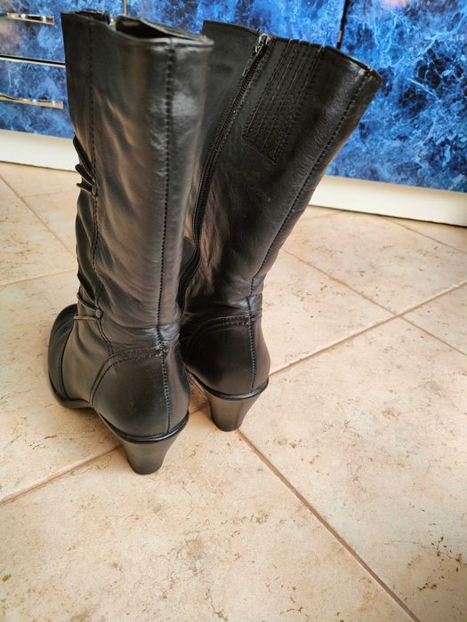 Buty kozaki damskie w rozmiarze 39
