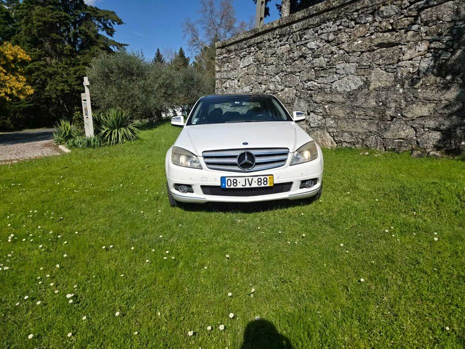 Mercedes-Benz c220