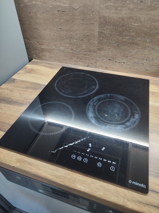 Стеклокерамическая варочная поверхность (Hi-Light) Minola MHS 4274 TBL