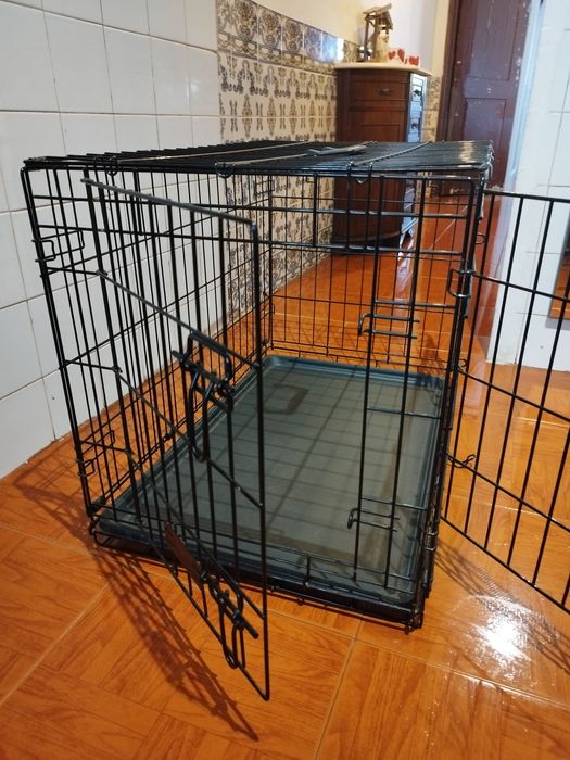 Gaiola para cachorro porte médio.