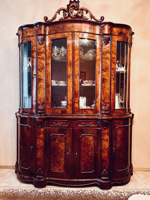 Стенка ручной работы