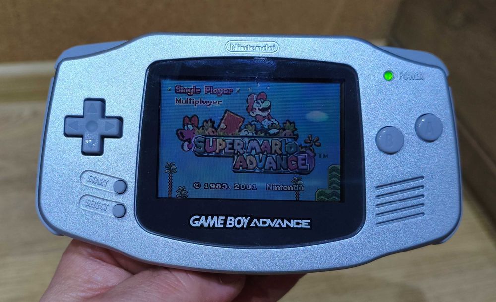 Nintendo GameBoy Advance Platinum Edition BOX kolekcjonerski