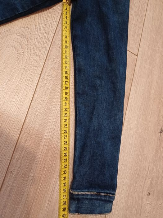 Джинсова куртка для дівчинки