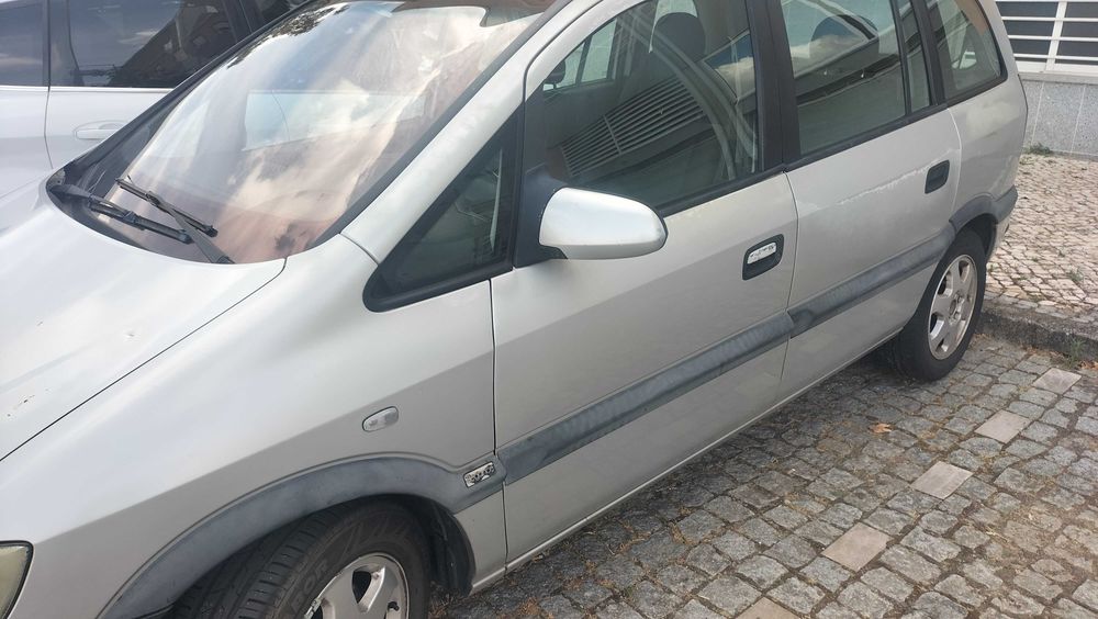 Opel Zafira 2001