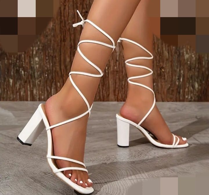 Босоніжки жіночі