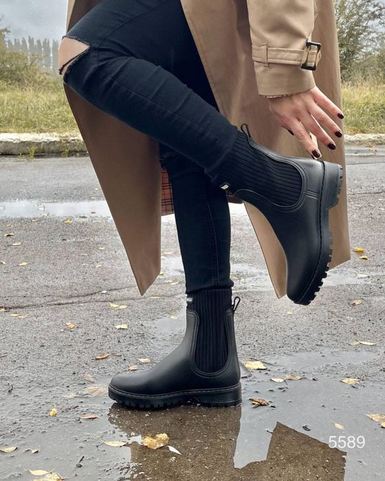 Чорні гумові чоботи, жіночі чорні гумовці