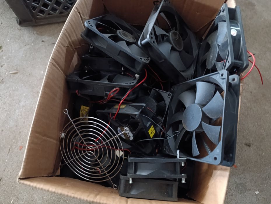Various items in good condition.444559482736486403