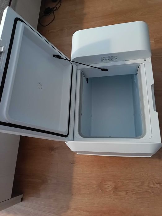 Lodówka Zamrażarka Turystyczna  Mobicool MCF32 31L