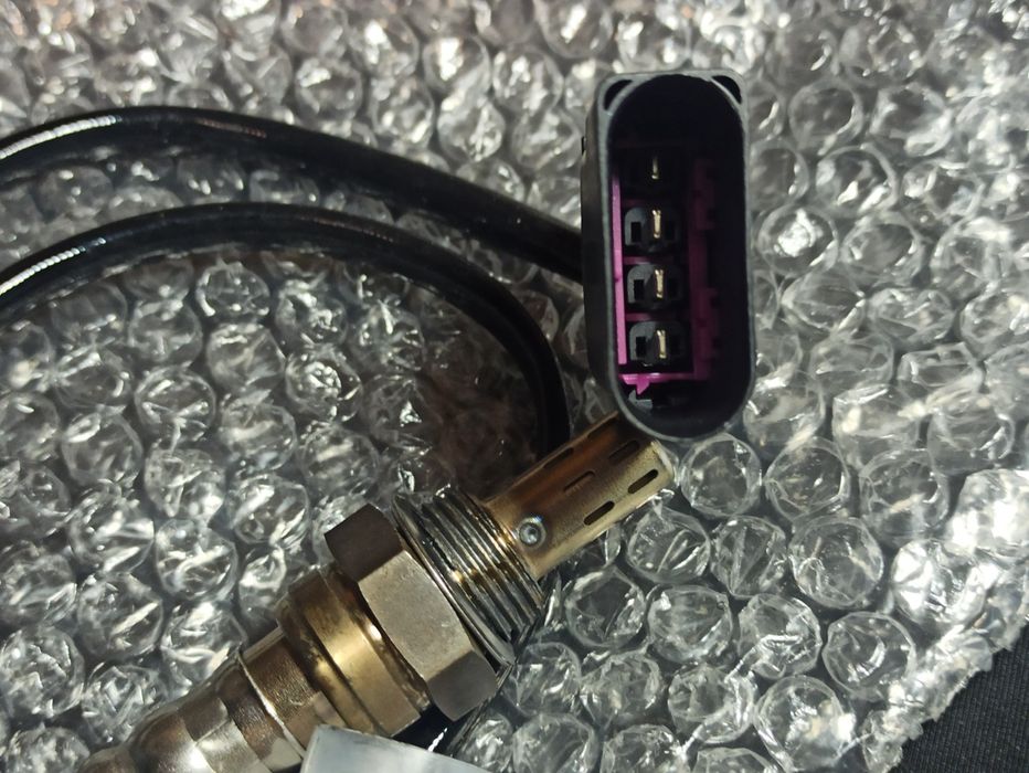 Продам лямбда зонд новий 036906262D VW, Skoda, Seat