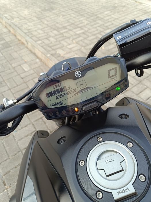Mota Yamaha MT-07 Acrapovic