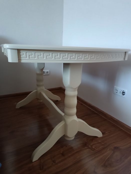 Стіл говерла колір бежевий (слонової кістки)