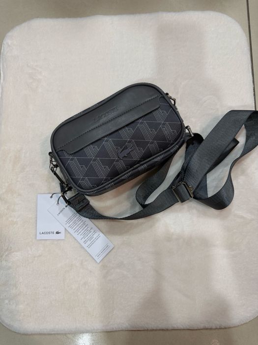Сумка через плече Lacoste (чорна / сіра)