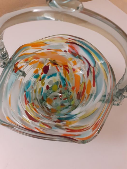 Szkło malowane różności