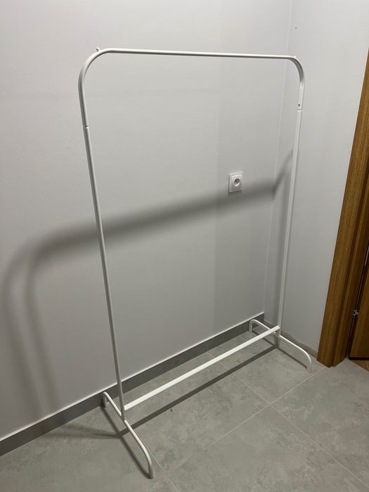 Wieszak na ubrania Mulig