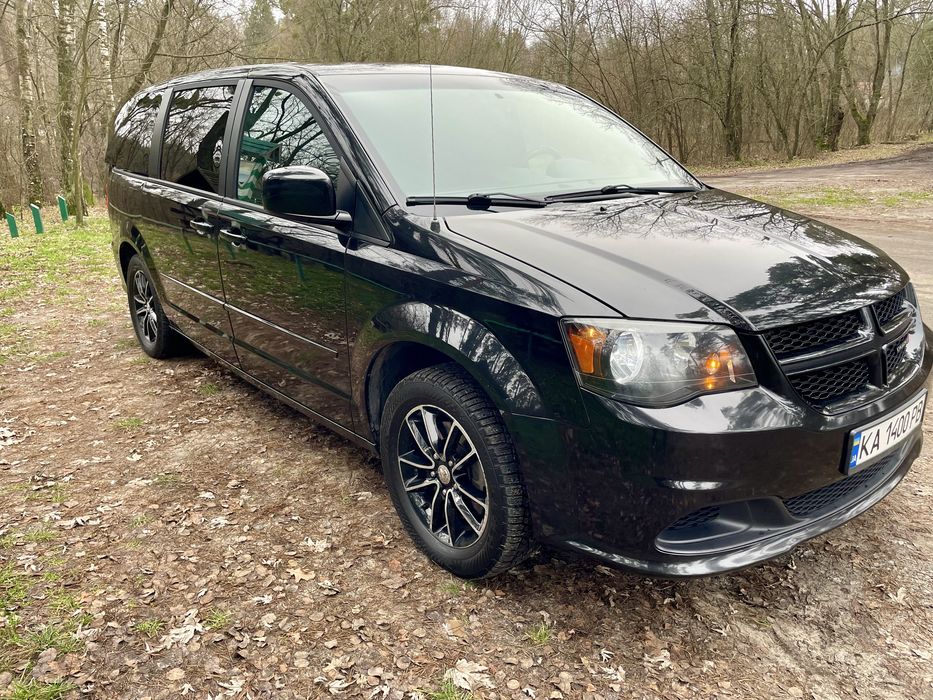 Додж Гранд Караван 2016