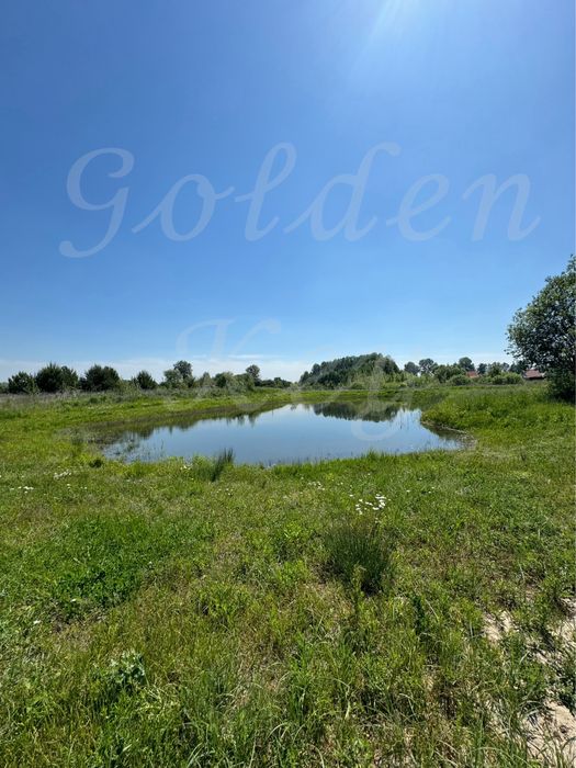 Продам ОЗЕРО в КГ Ясный,земельный участок16сотых,вокруг Сосен,35кмКиев