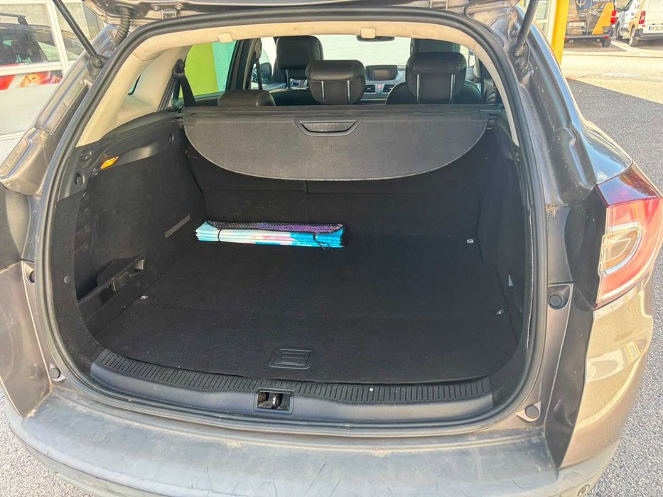 Renault Mégane — fotografia 3