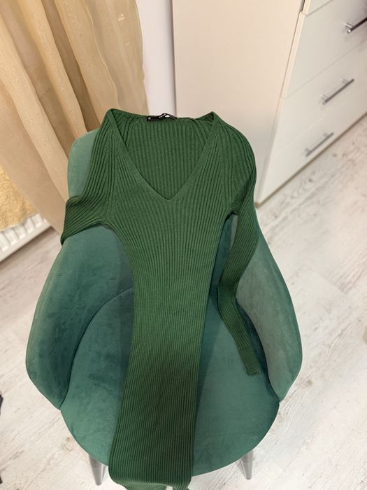 Нова сукня mango