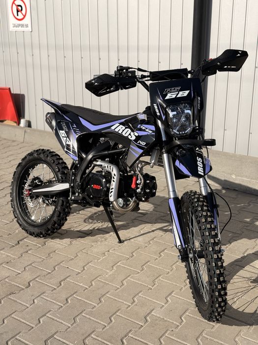 Мотоцикл IROS RS-68 yx140cc