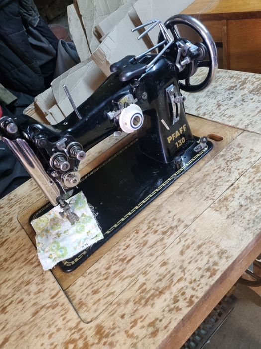 Proff 130 Швейная машинка ,шиє .