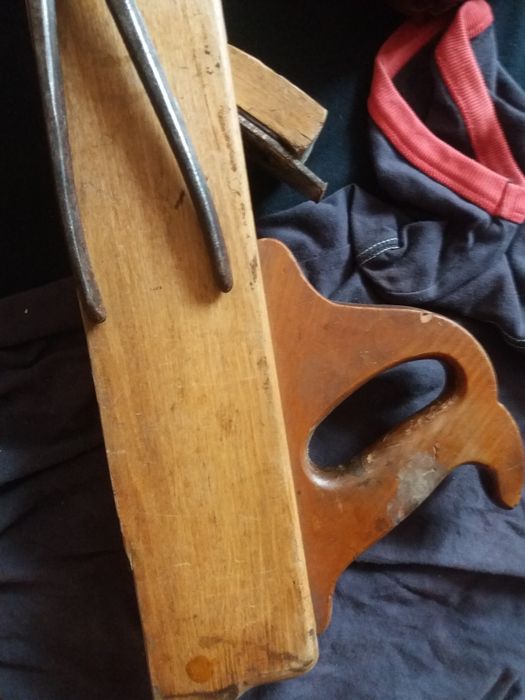 Великий 62 см+пару великих столярних пил.