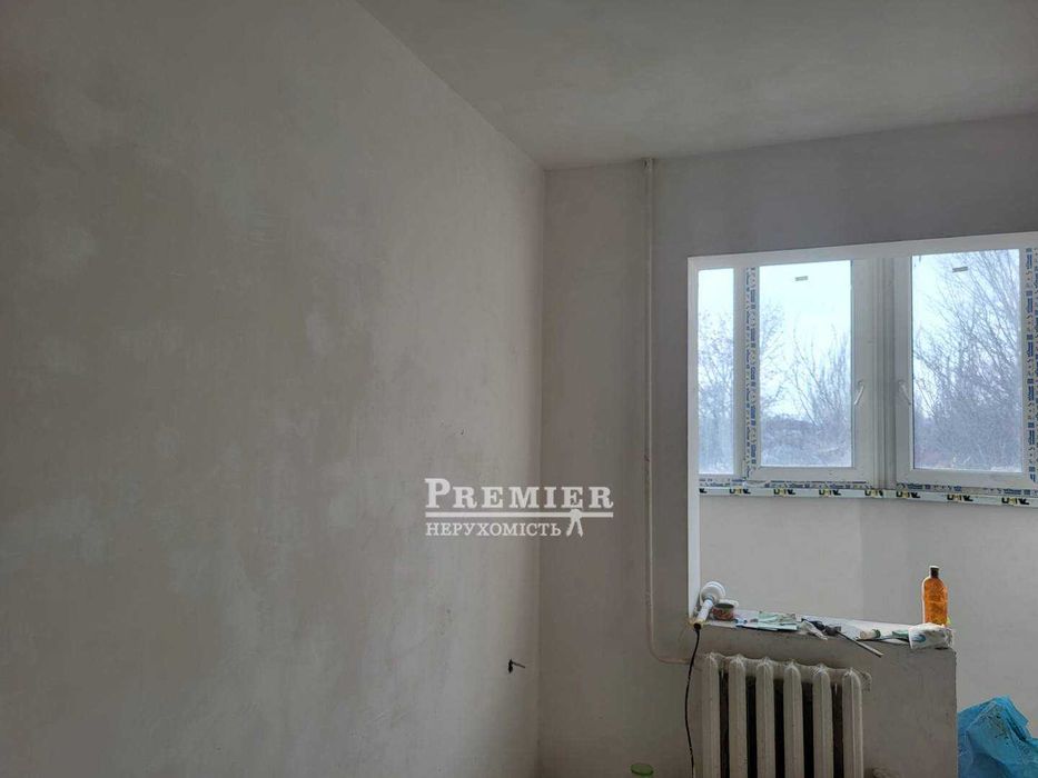 Продам трикімнатну квартиру у сотовому проекті