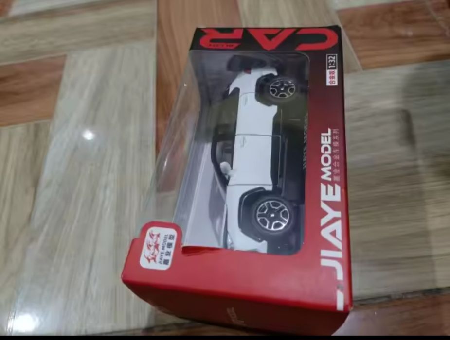 Моделька іграшкова TOYOTA Rav-4 миталева