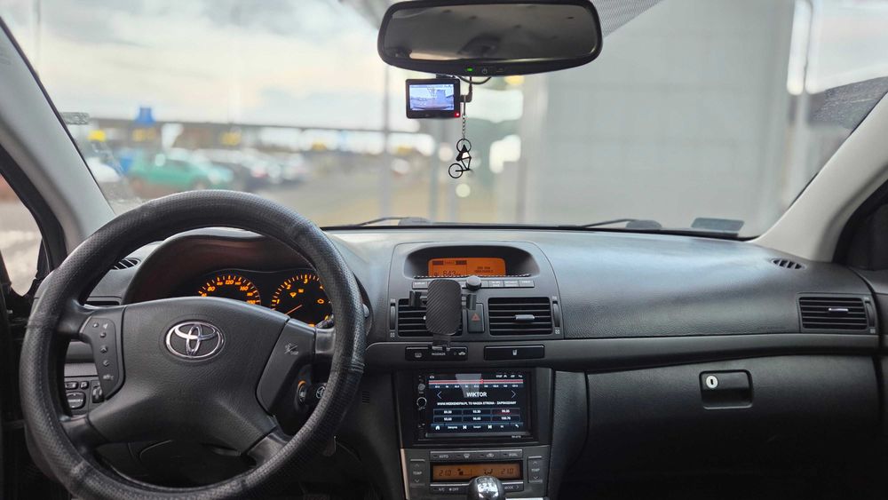 Toyota Avensis T25 2.0 D-4D Kombi