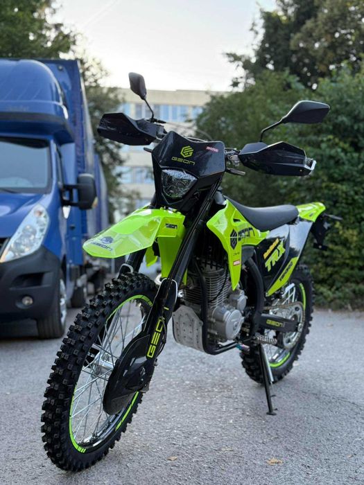 Мотоцикл Geon TRX 300