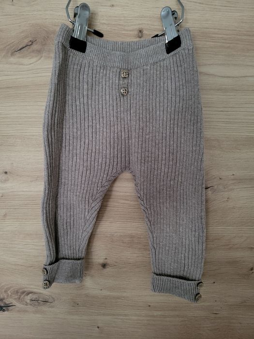 Sweterkowe legginsy C&A rozm. 68