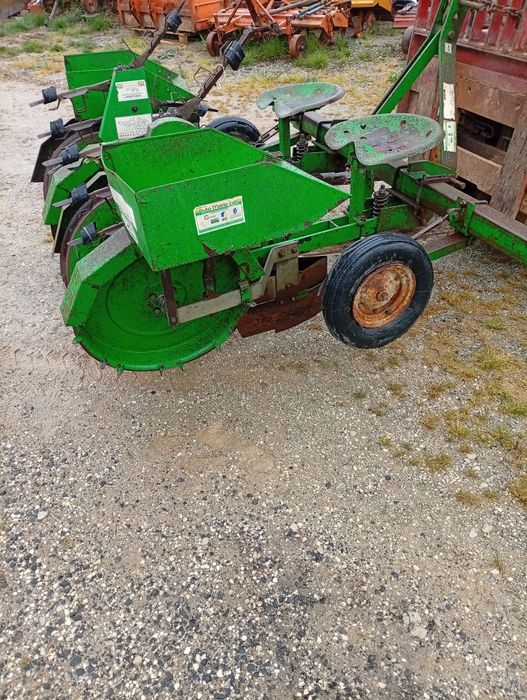 Plantador de pinças