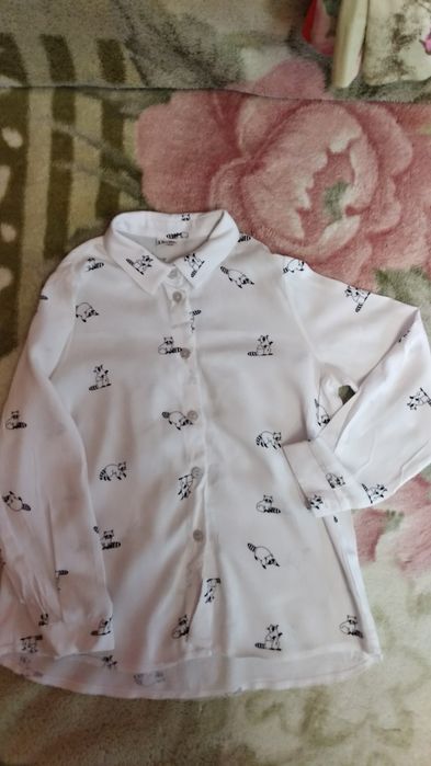 Платье, кофточка,блузки и пиджачок на девочку