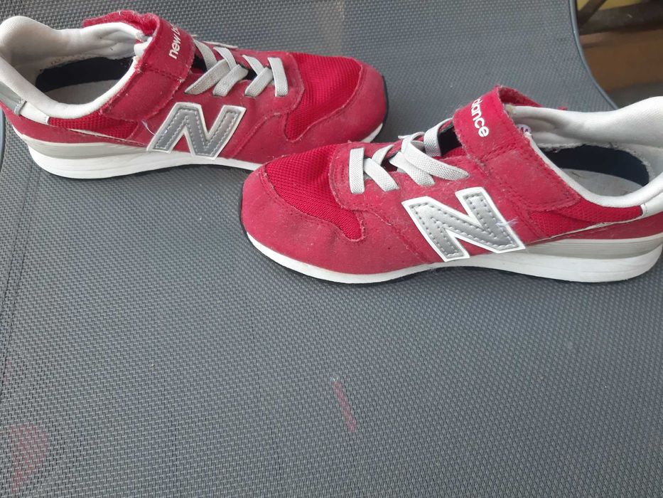 Buty dziecięce New Balance 34.5 sportowe 20.5 cm dla dziecka czerwone