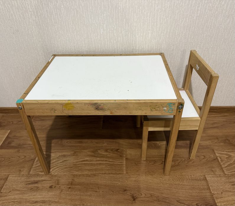 Дитячій Стіл і стілець Ikea latt