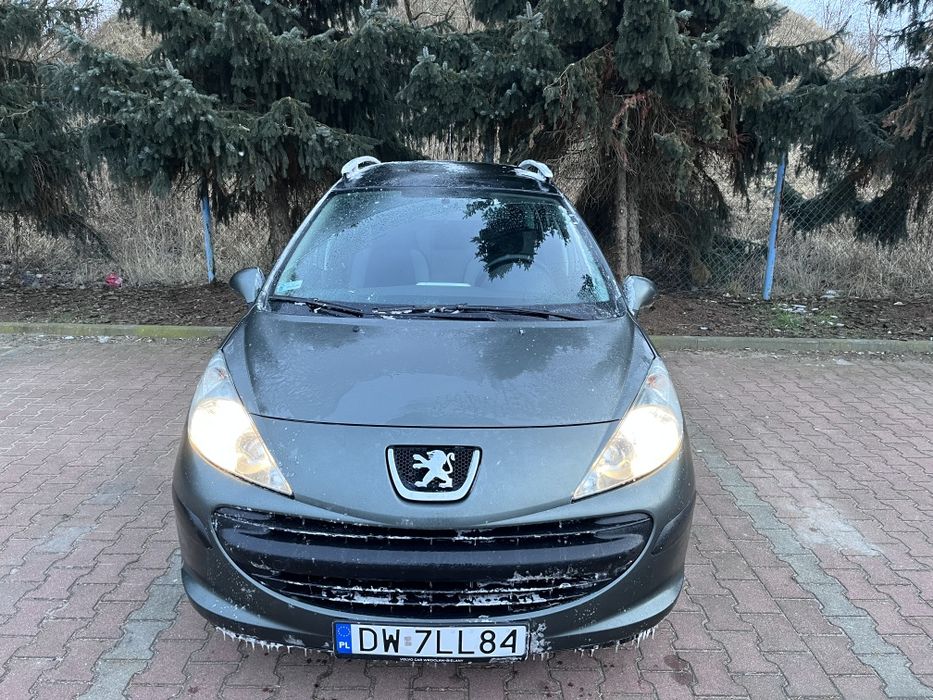 Peugeot 207sw  2008 rok 1.4 Benzyna