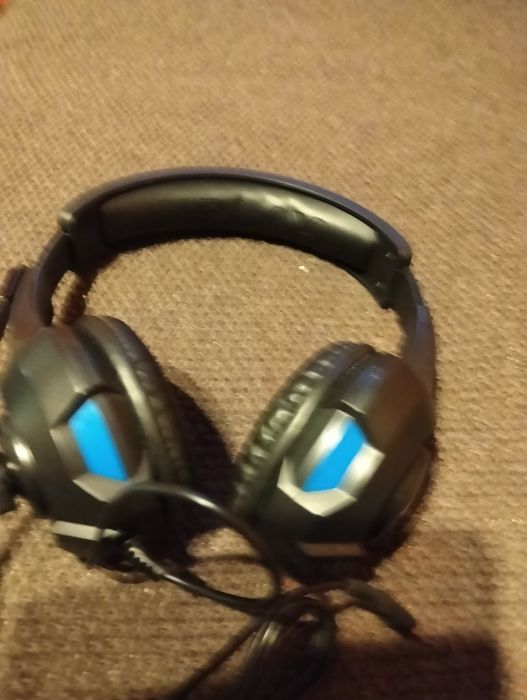Headphones nplay gaming