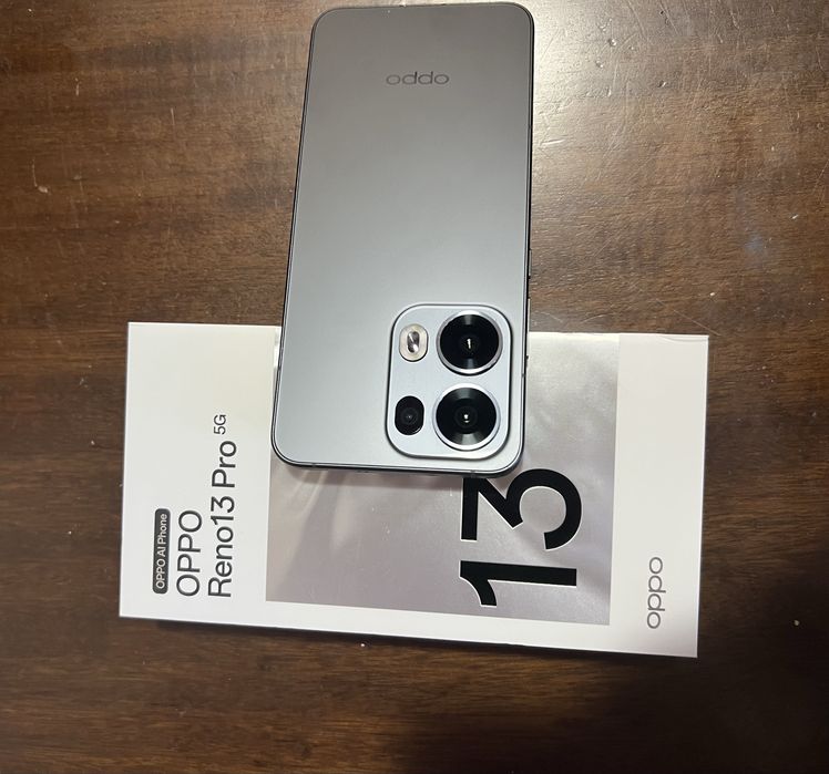 OPPO Reno 13 Pro 5G - negociável